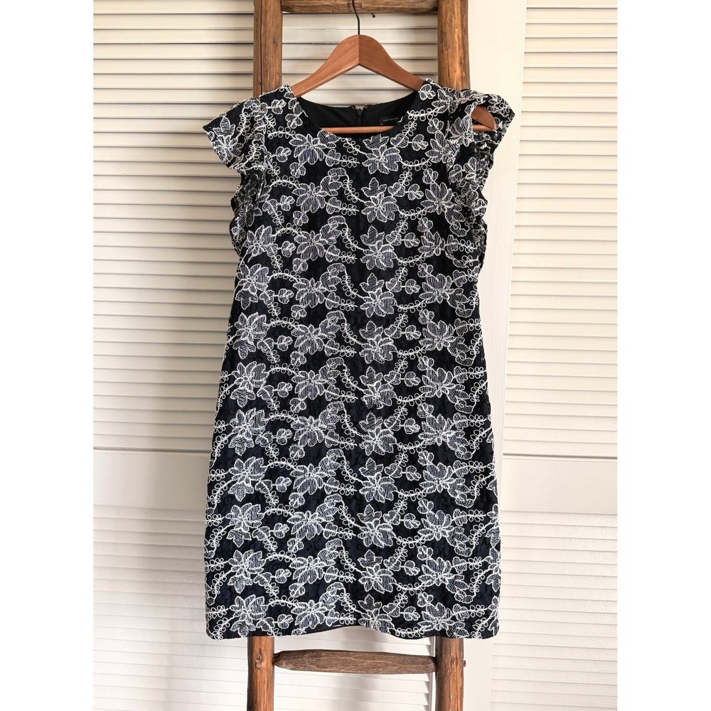 Ann Taylor Black White Floral Lace Sheath Dress Size 4‎ Short Sleeve